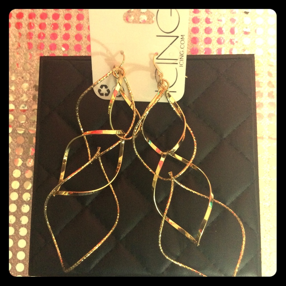 Gold earrings